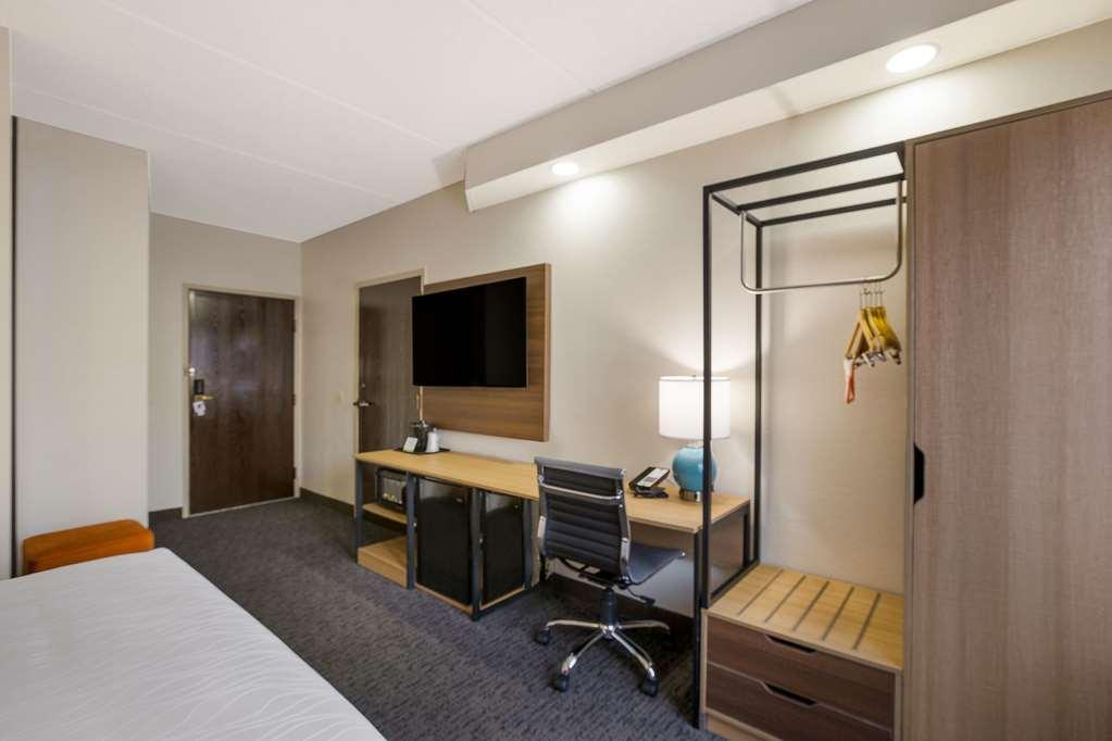 Clarion Pointe Sevierville-Pigeon Forge 객실 사진
