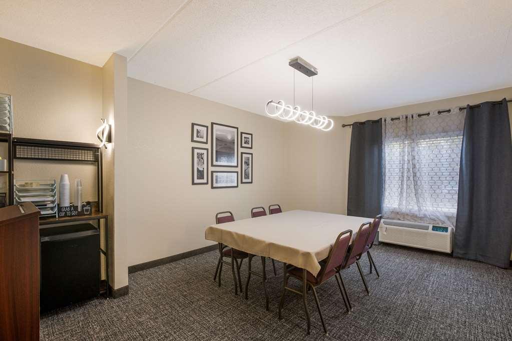 Clarion Pointe Sevierville-Pigeon Forge 시설 사진