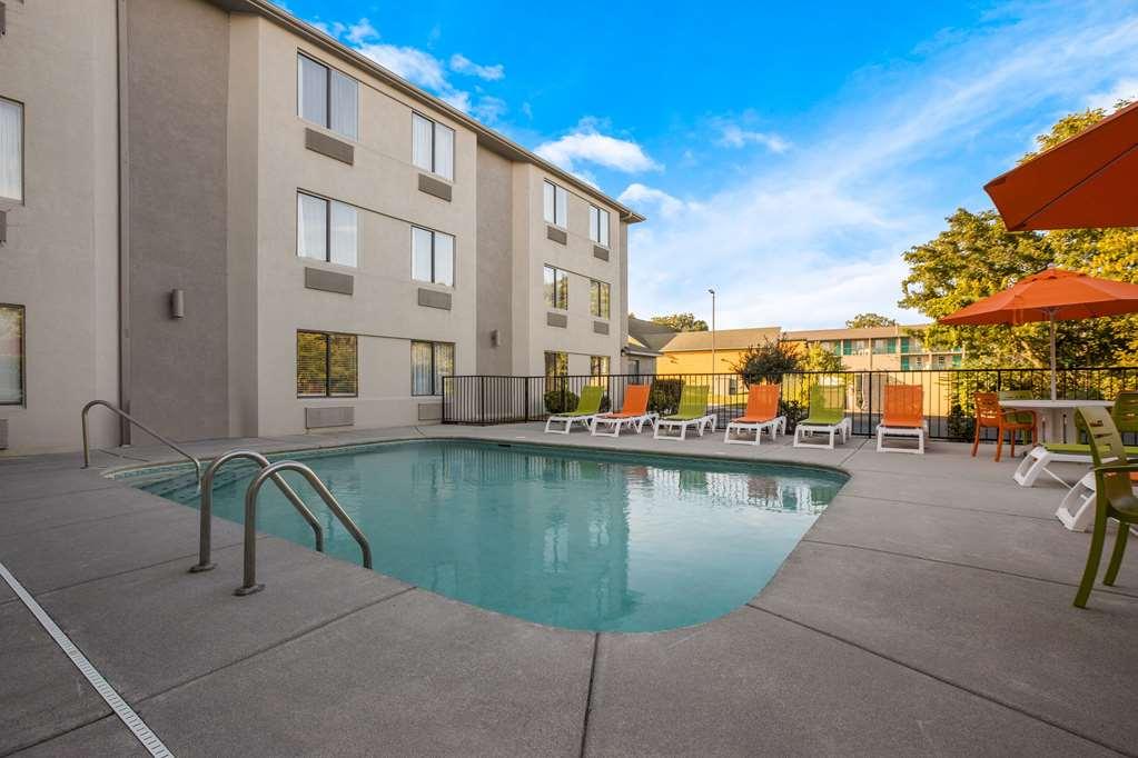 Clarion Pointe Sevierville-Pigeon Forge 시설 사진