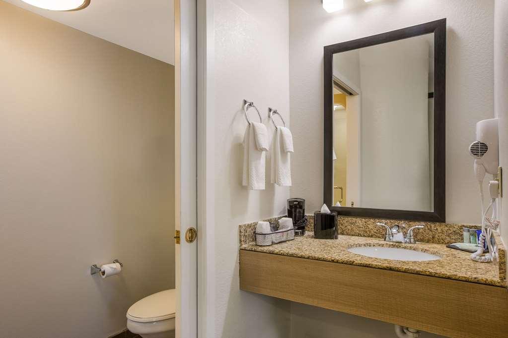 Clarion Pointe Sevierville-Pigeon Forge 객실 사진